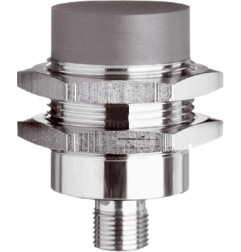 Inductive proximity sensor